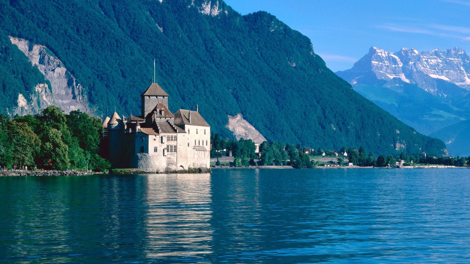 Замок de Chillon, Озеро Женева