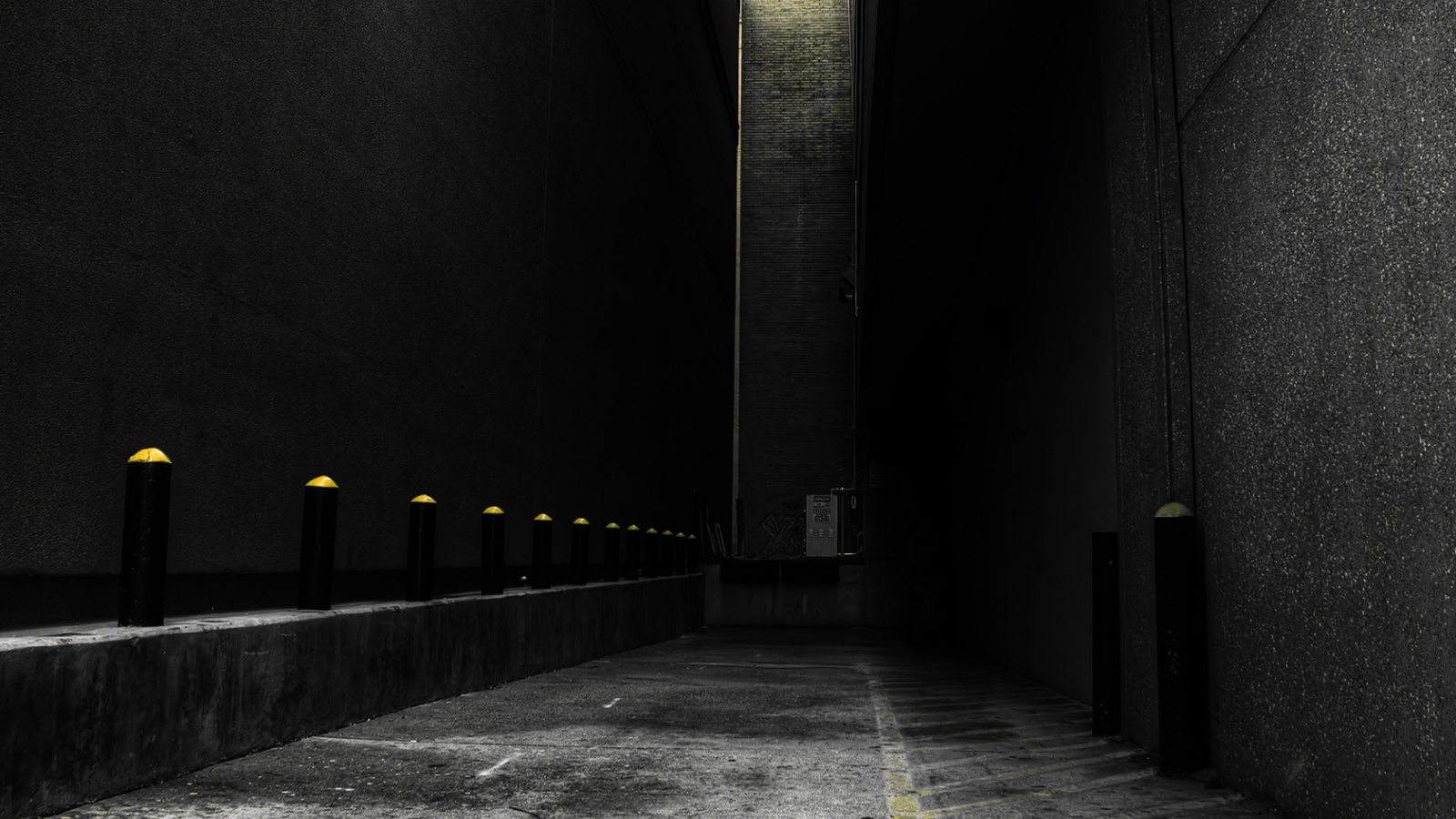 Тупик в переулке