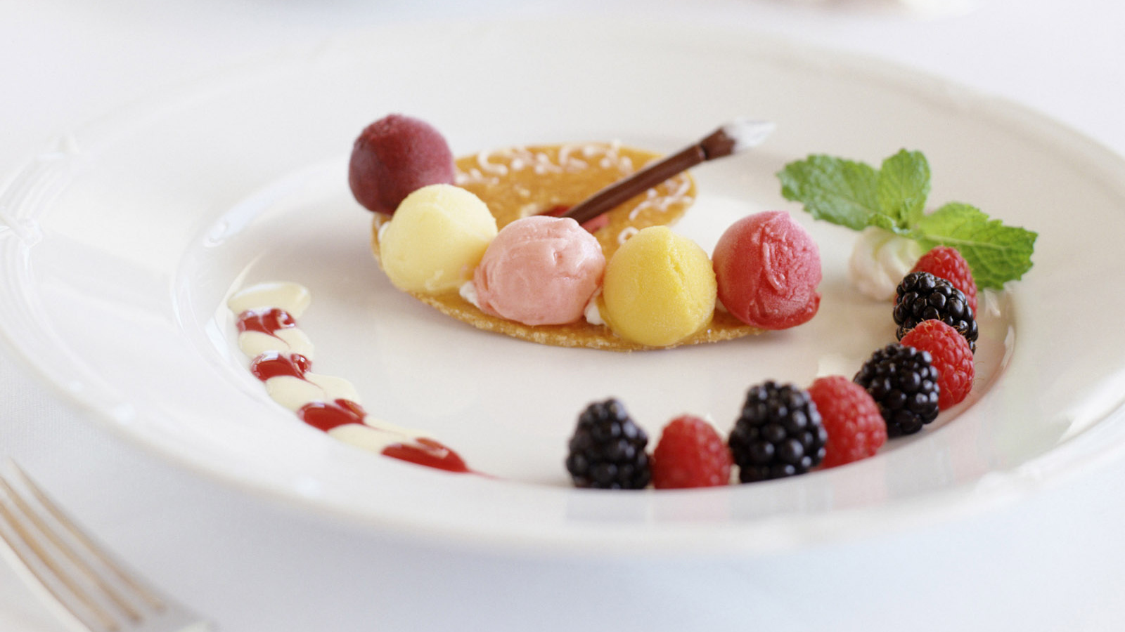 Красивый десерт