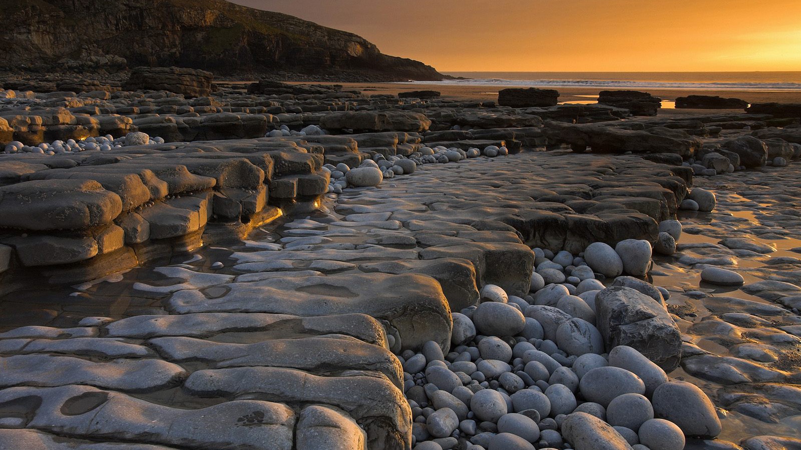 Гладкие камни