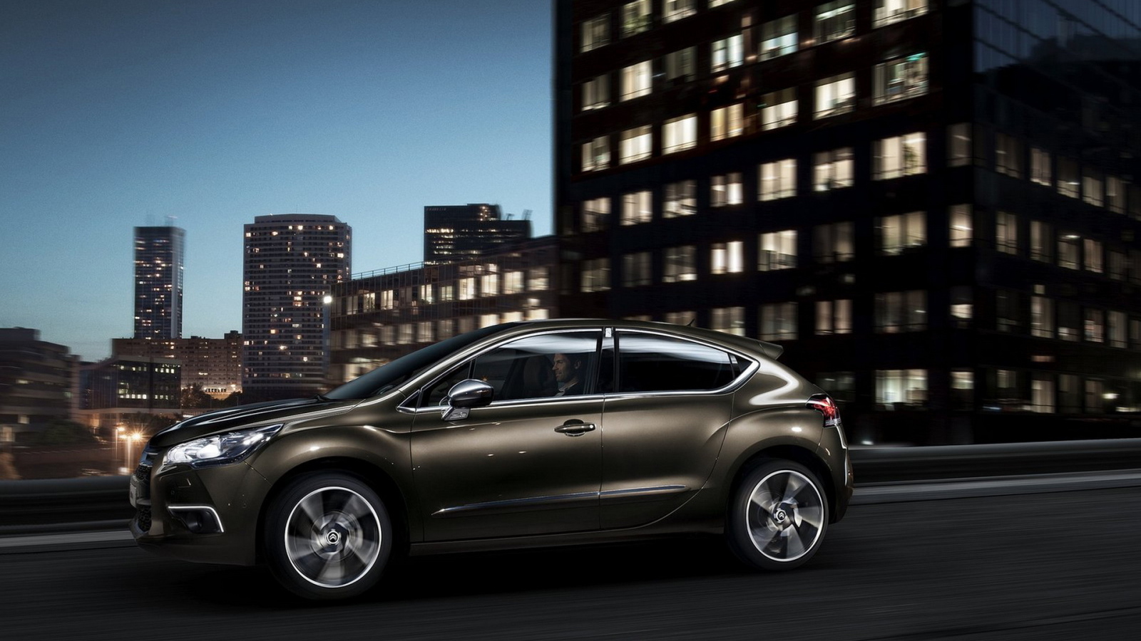 Новый Ситроен DS4