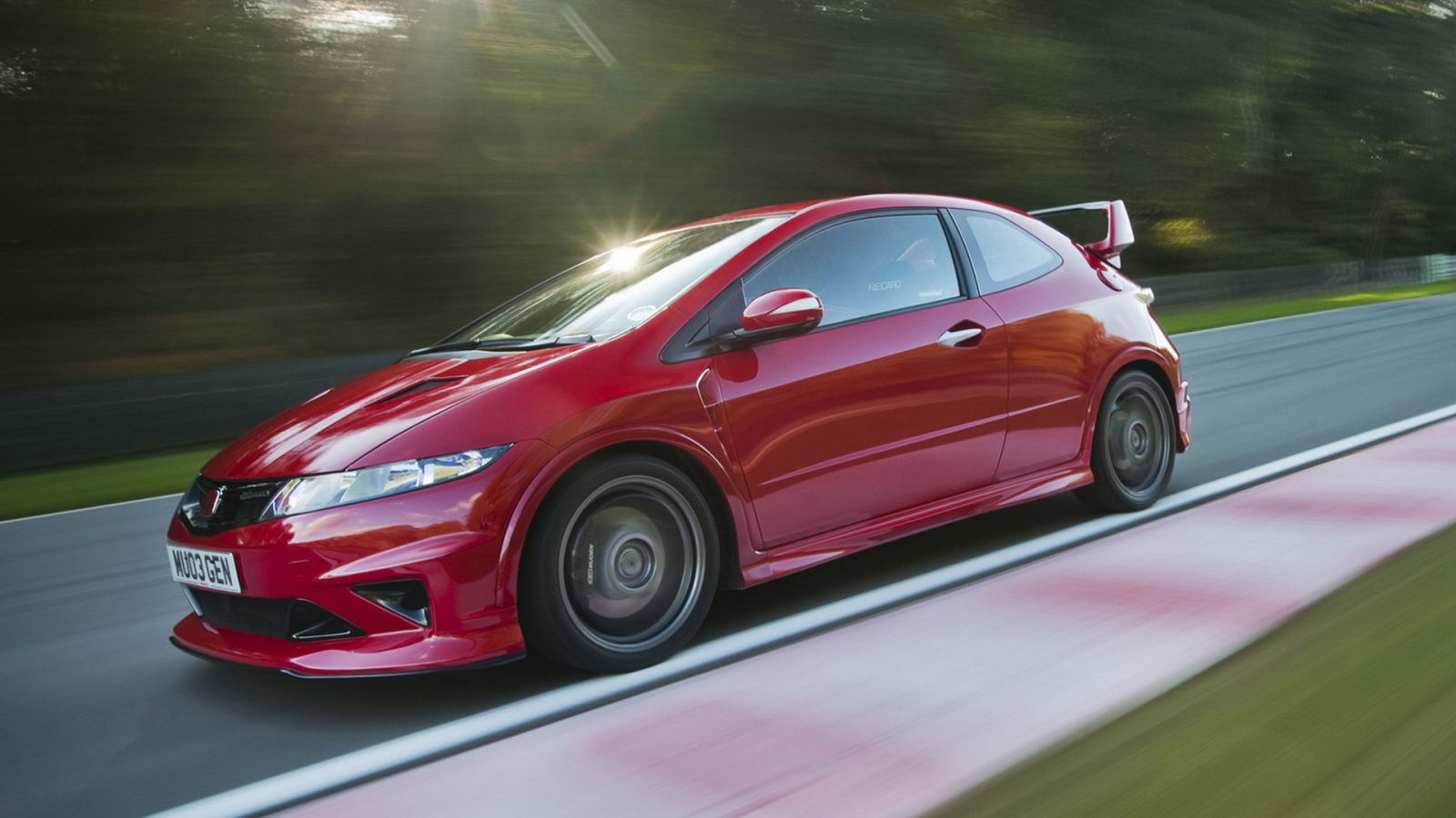 Honda Civic Type-R движение в радость