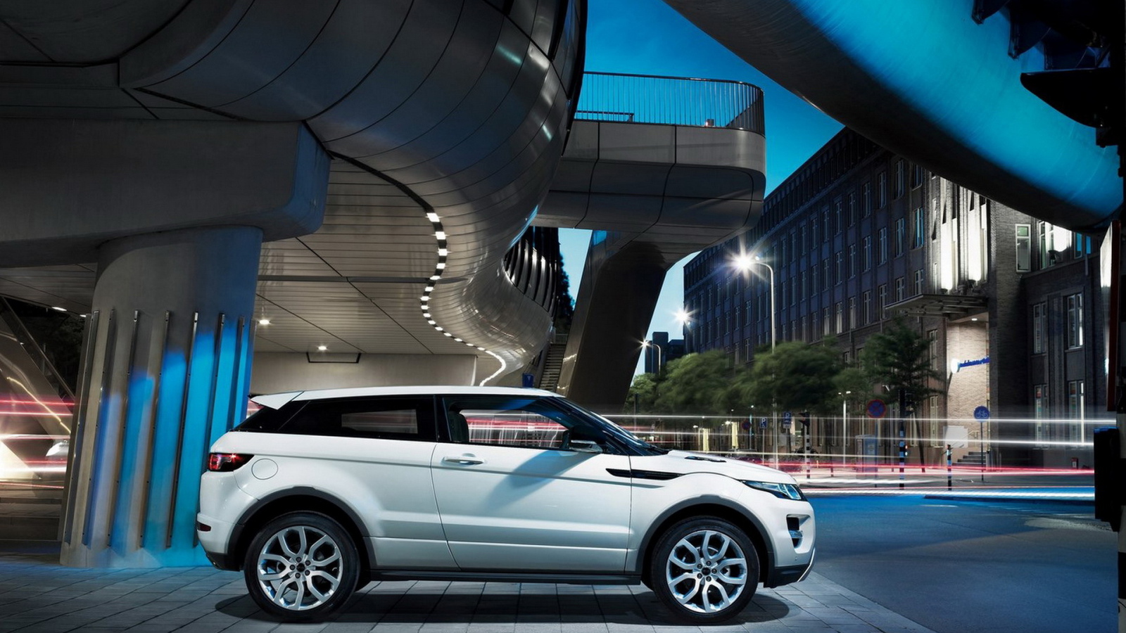 Новый кроссовер от Рэндж Ровер