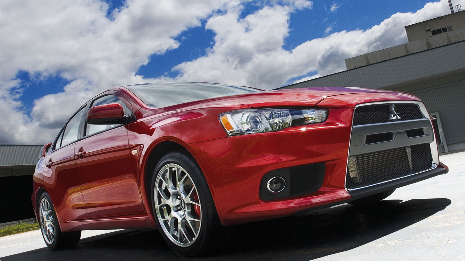 Митсубиши Лансер Эволюшен 10