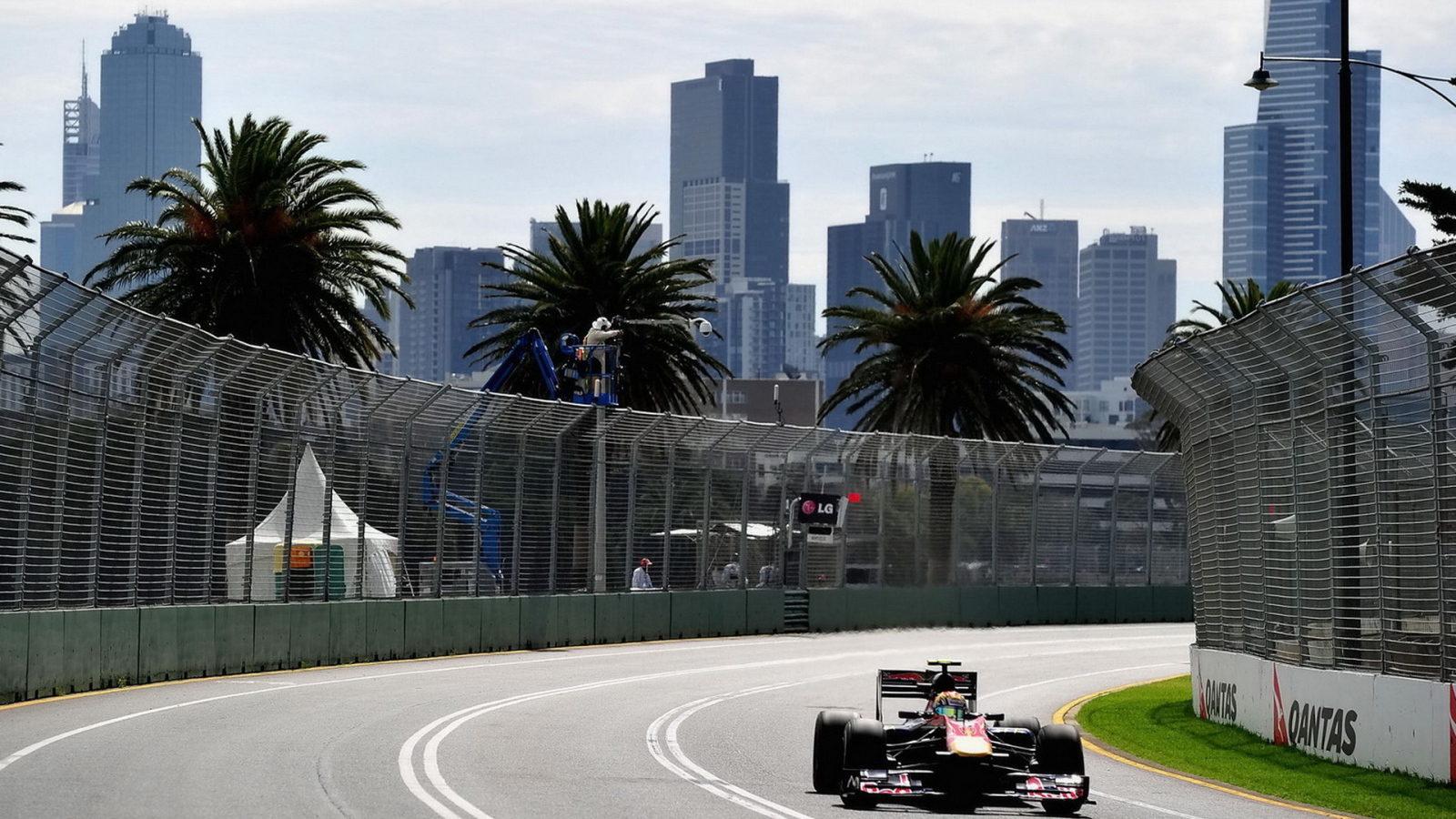 Scuderia-Toro-Rosso-STR5