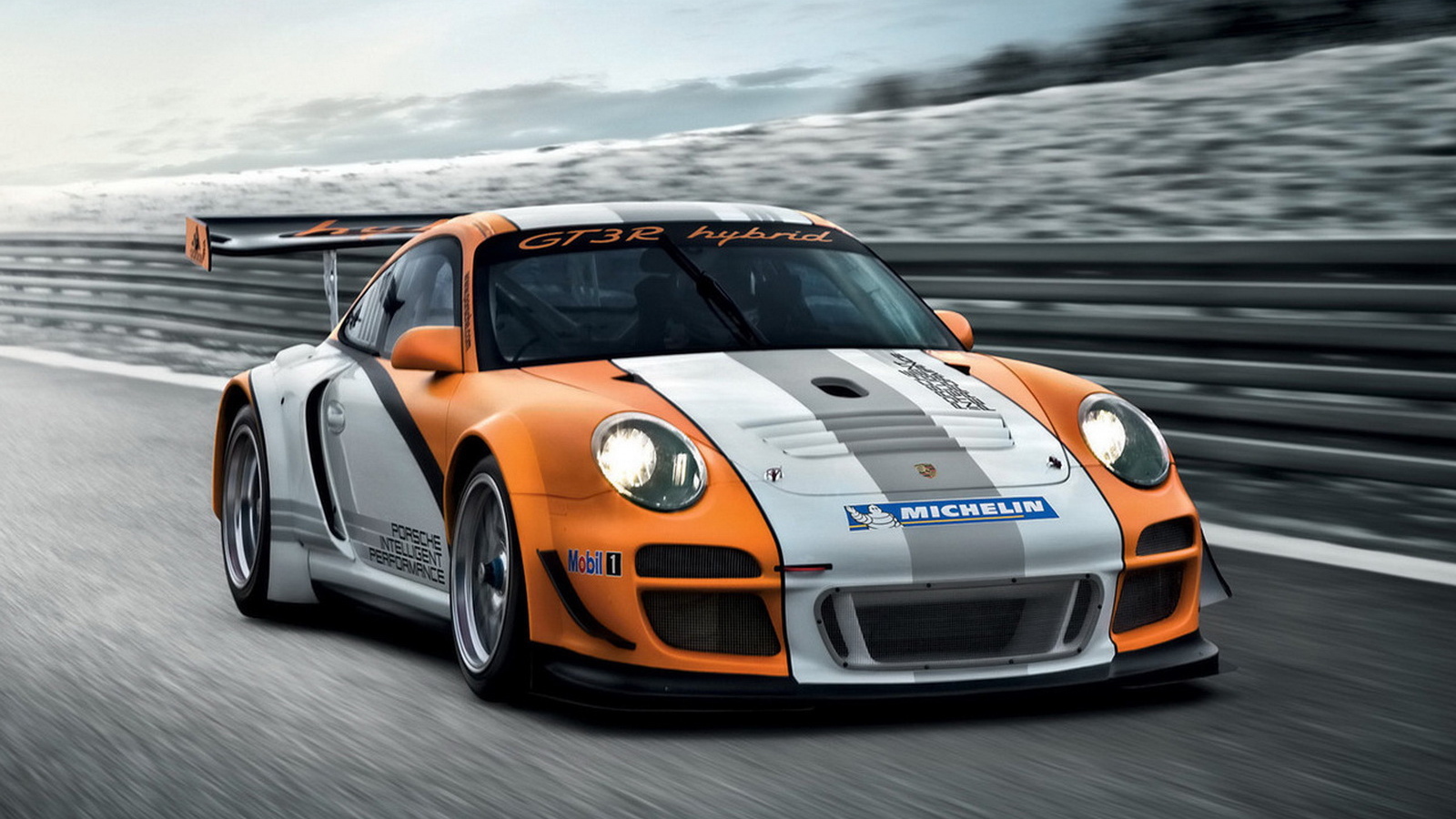 Porsche 911 GT3 R Hybrid