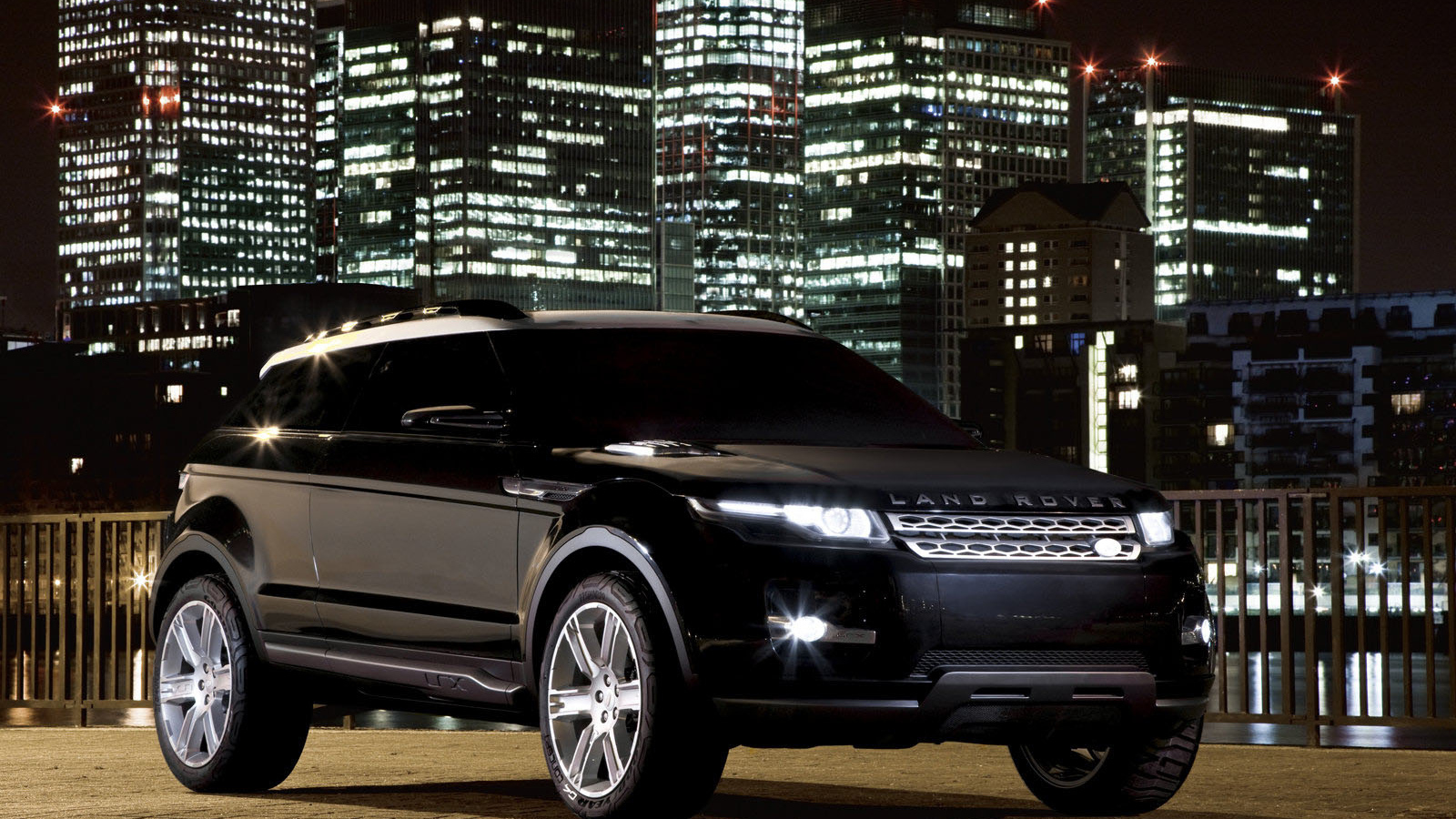 Land Rover LRX Geneva Concept