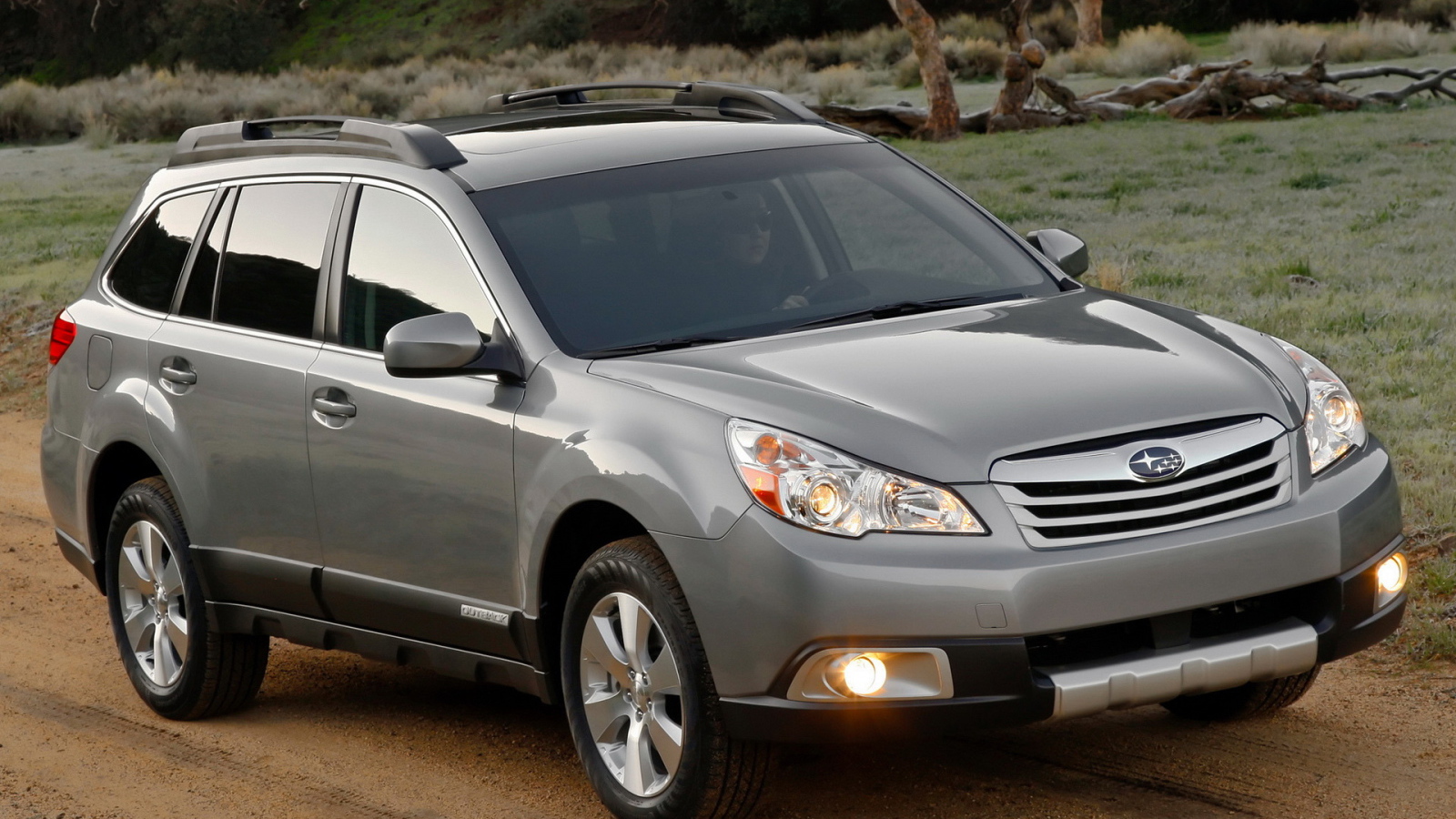 Субару Оутбек в движении