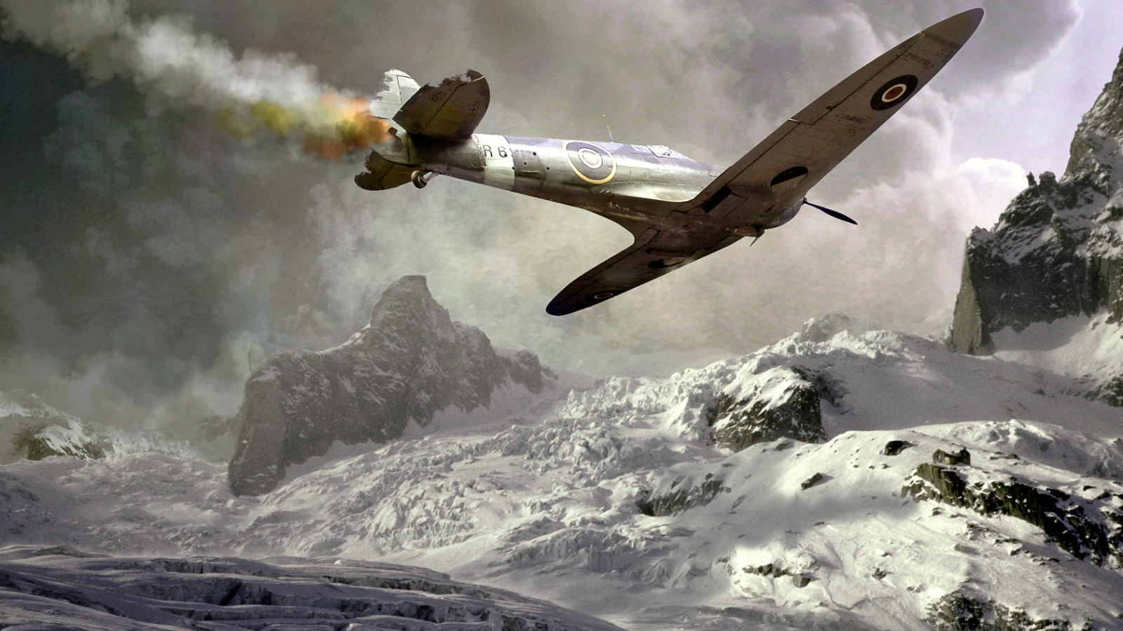 Подбитый пикирующий самолет