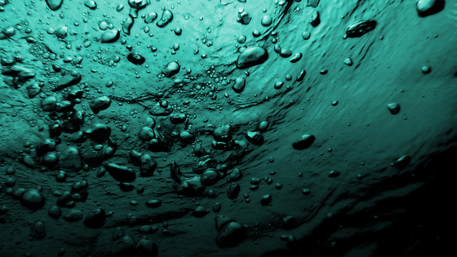 Пузыри воздуха в воде