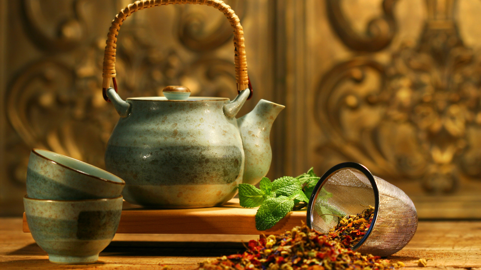 Фруктовый чай с мятой