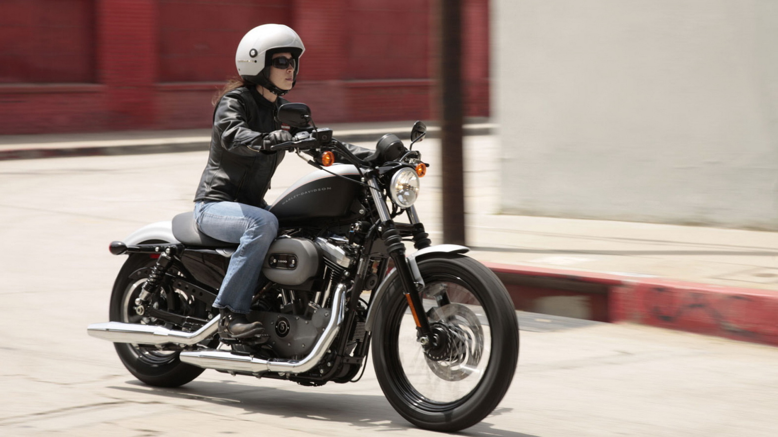 Харлей Девидсон XL-1200N