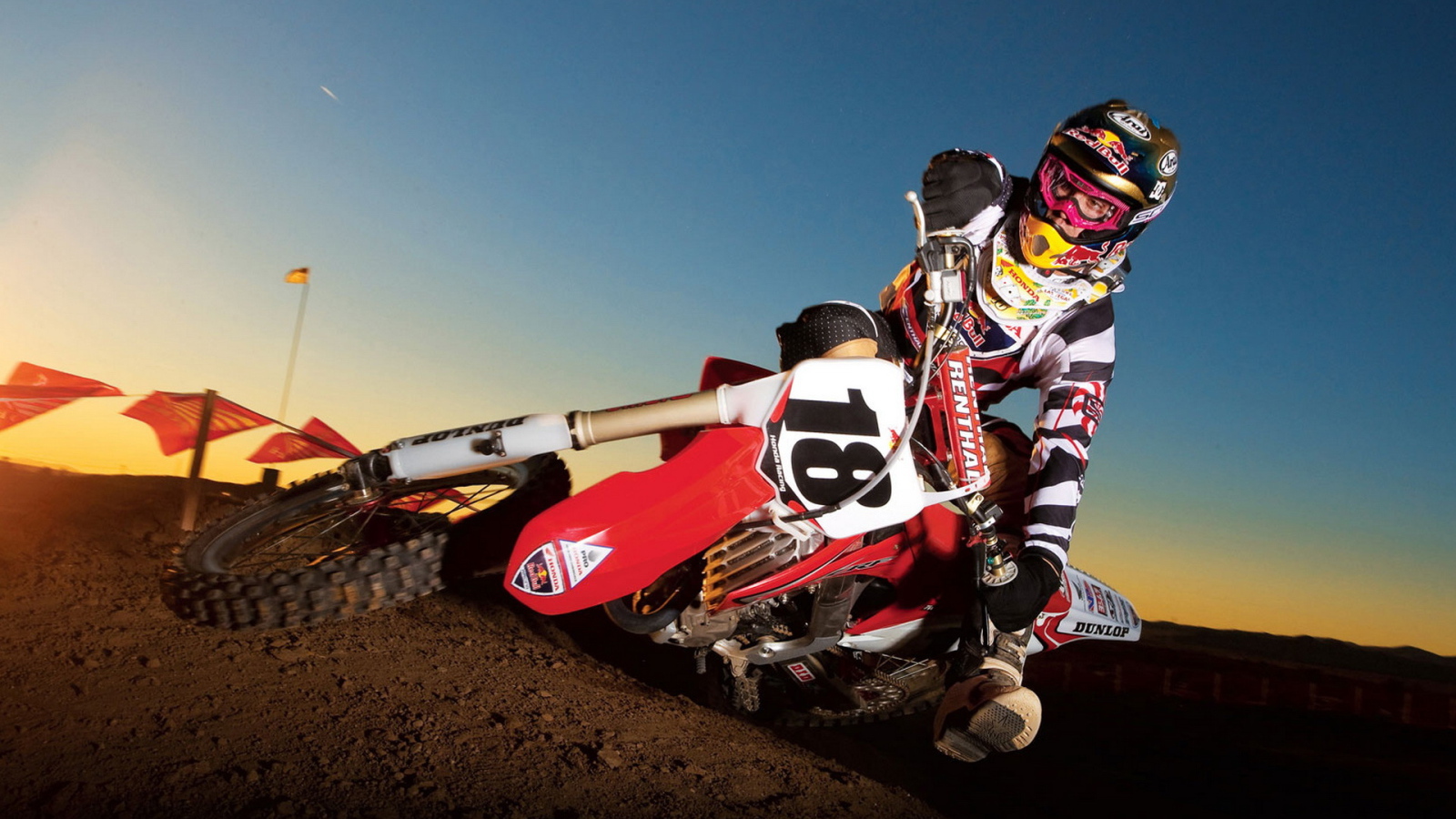 Honda DMillsaps на крутом повороте