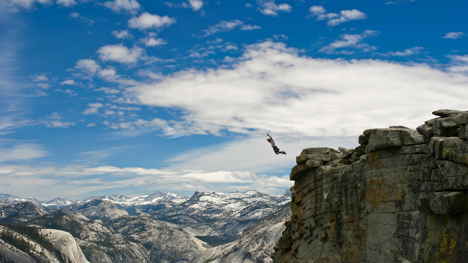 Высоко в горах