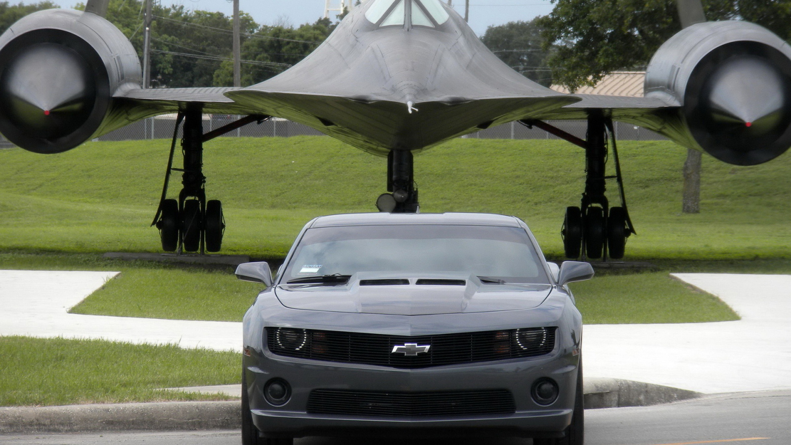 Chevrolet-Camaro Black