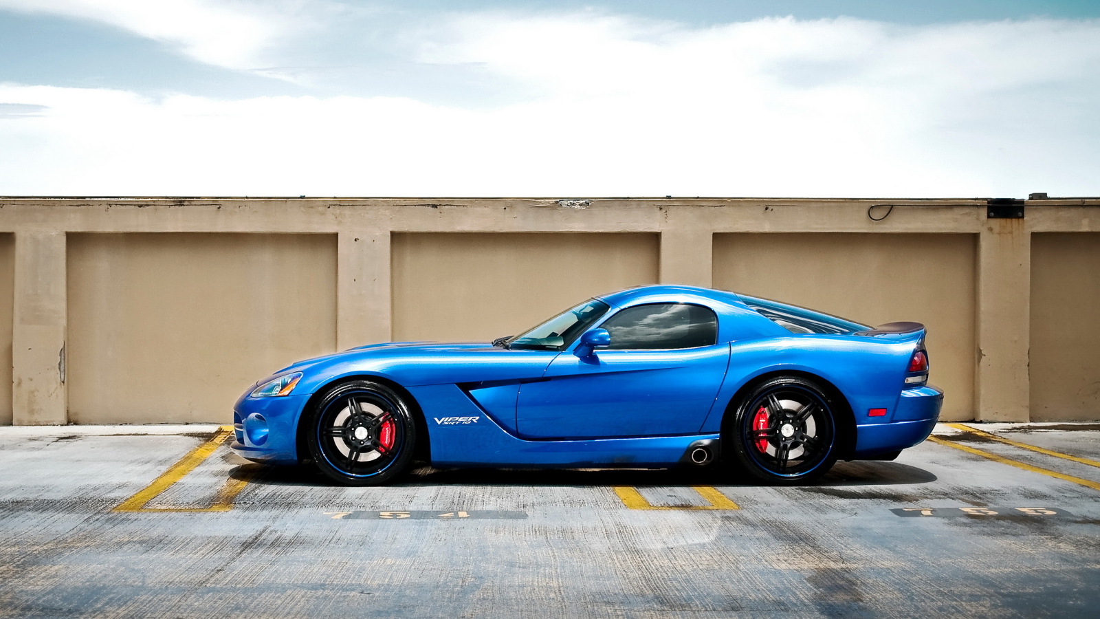 blue Dodge Viper