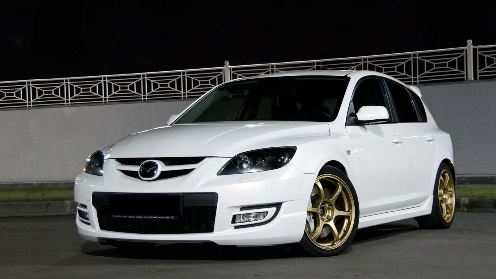 Mazda 3 MPS, белая