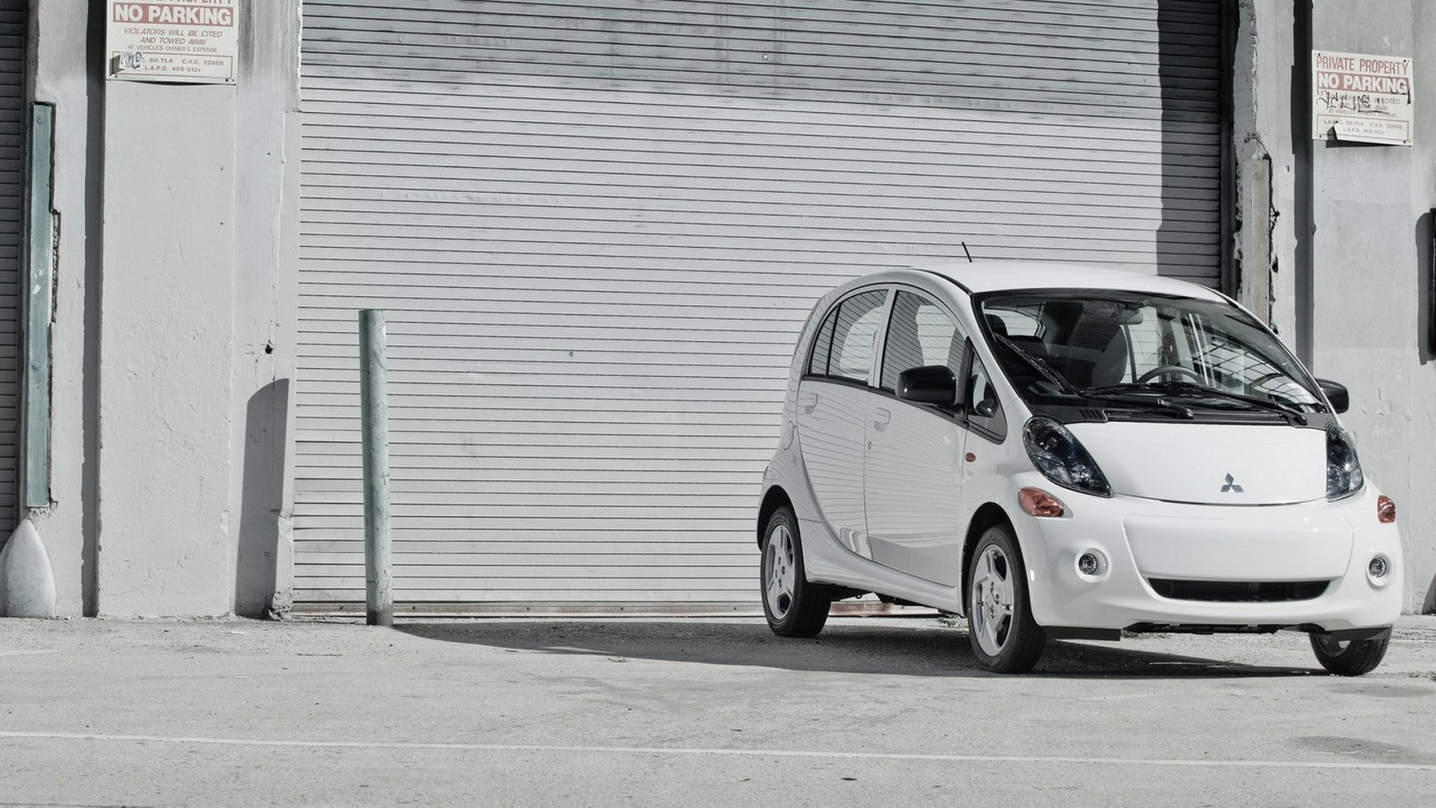 Mitsubishi-i-MiEV US Version