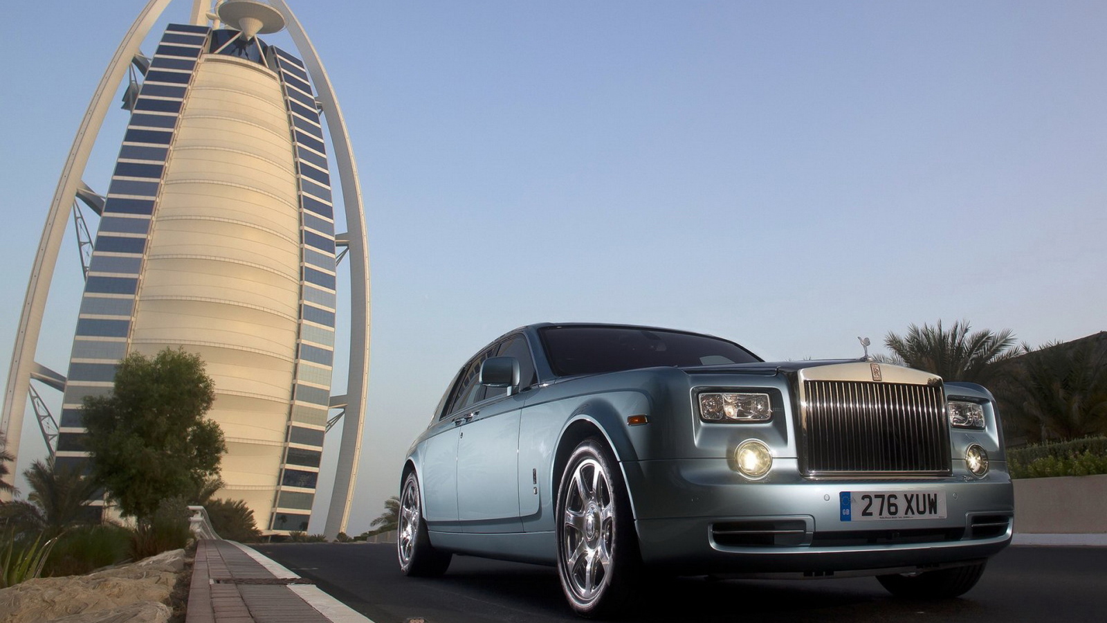 Rolls-Royce-102EX Electric Concept