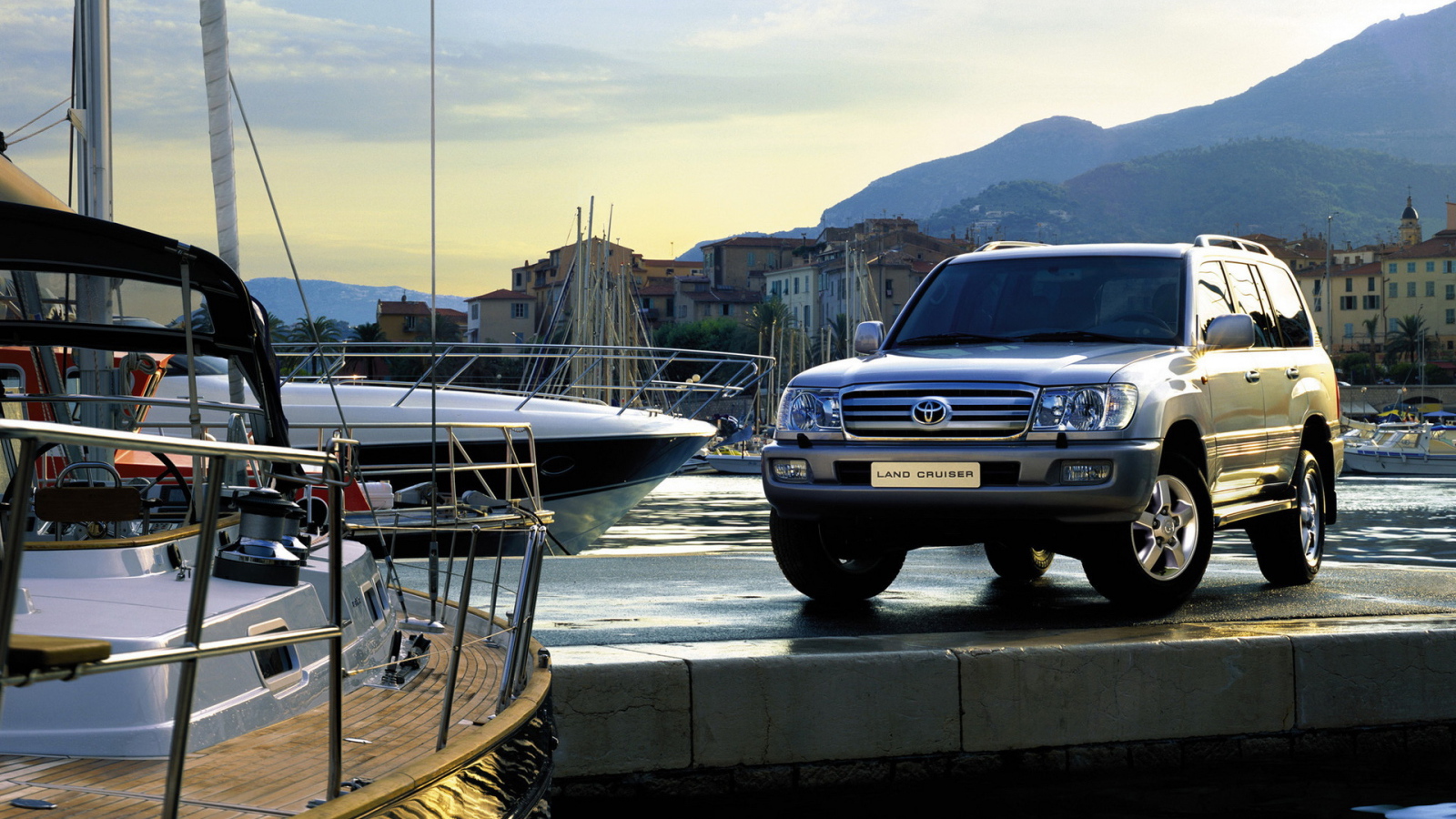 Toyota Land Cruiser 100