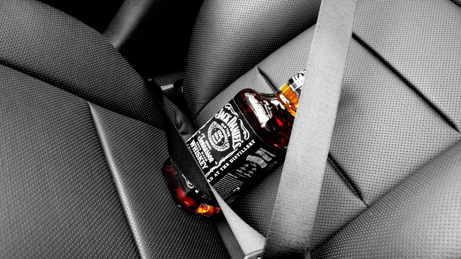 бутылочка Jack Daniels