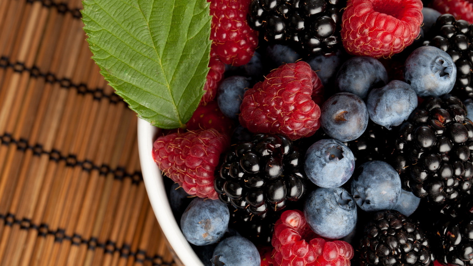 Черника и малина