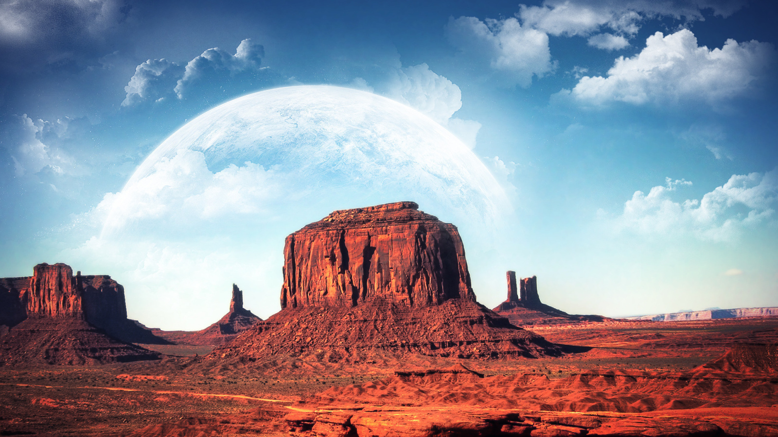 Горы в пустыне