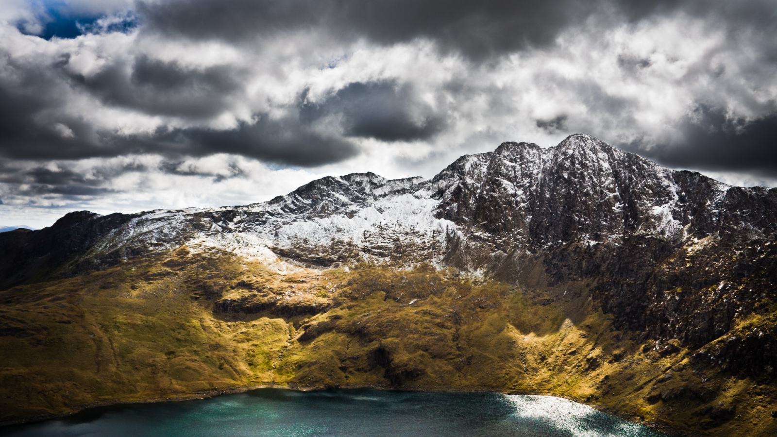 Горы под небом