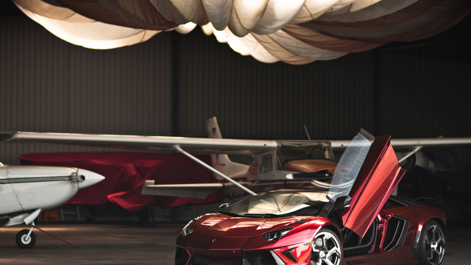 Lamborghini-Aventador