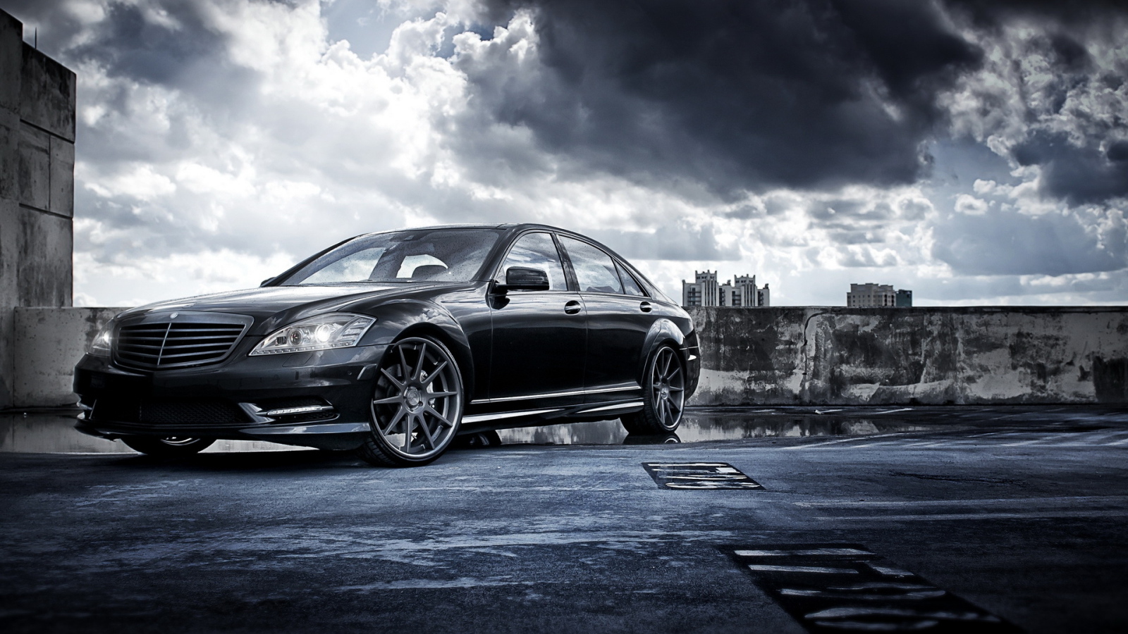 Mercedes S550