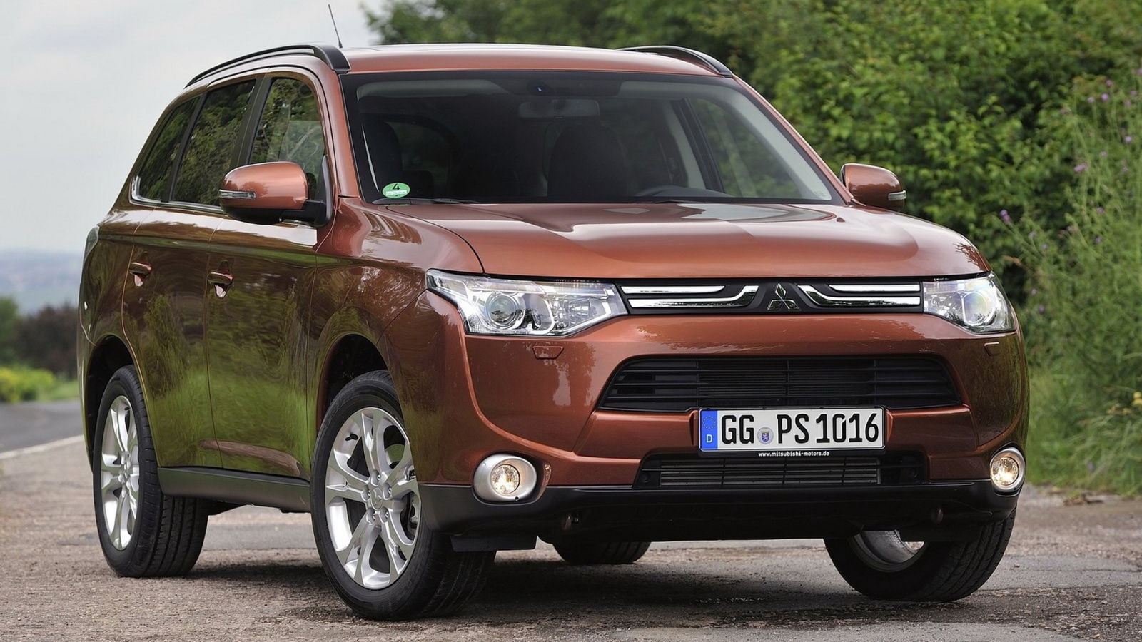 Mitsubishi-Outlander 2013
