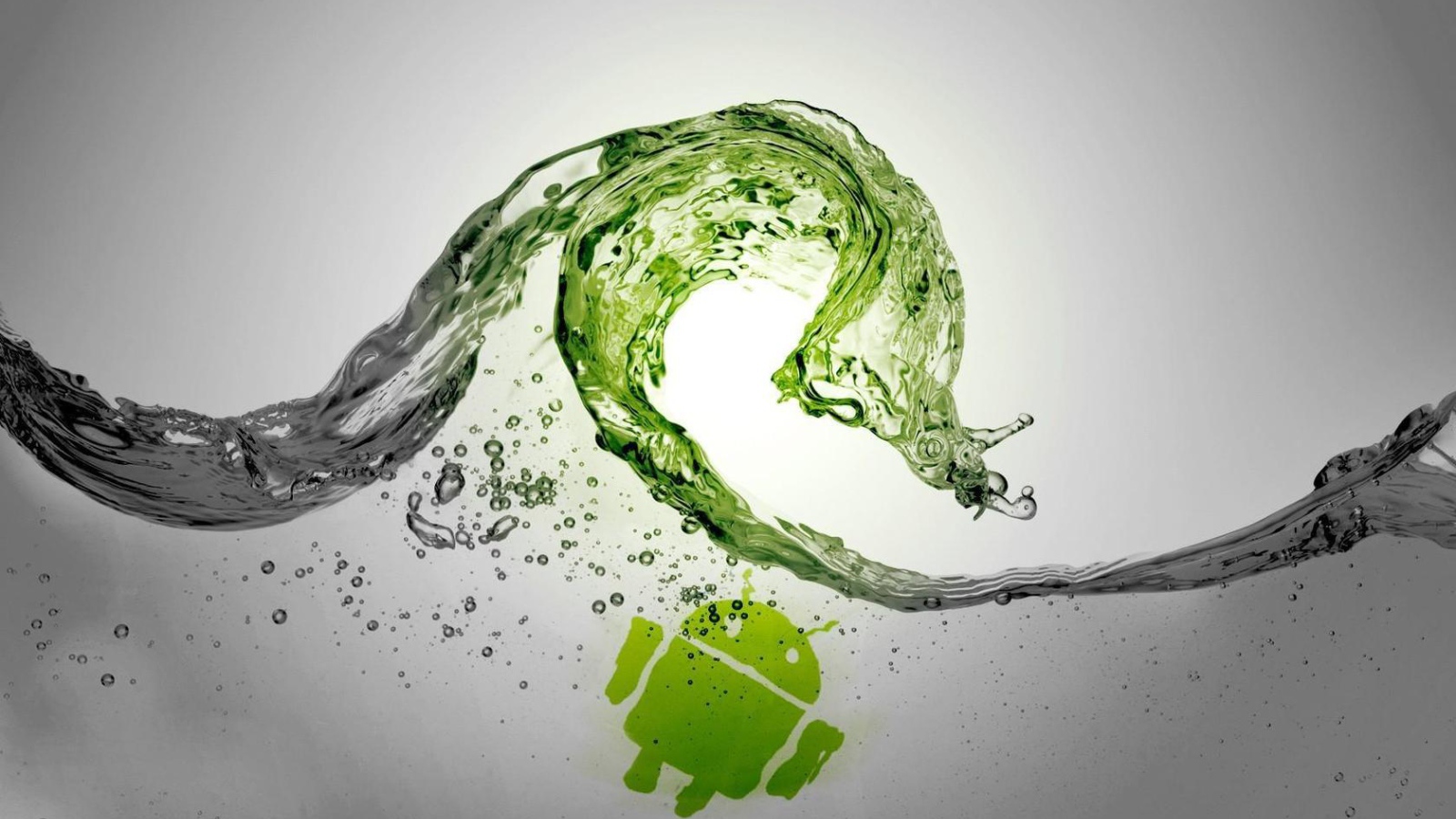 Андроид в воде