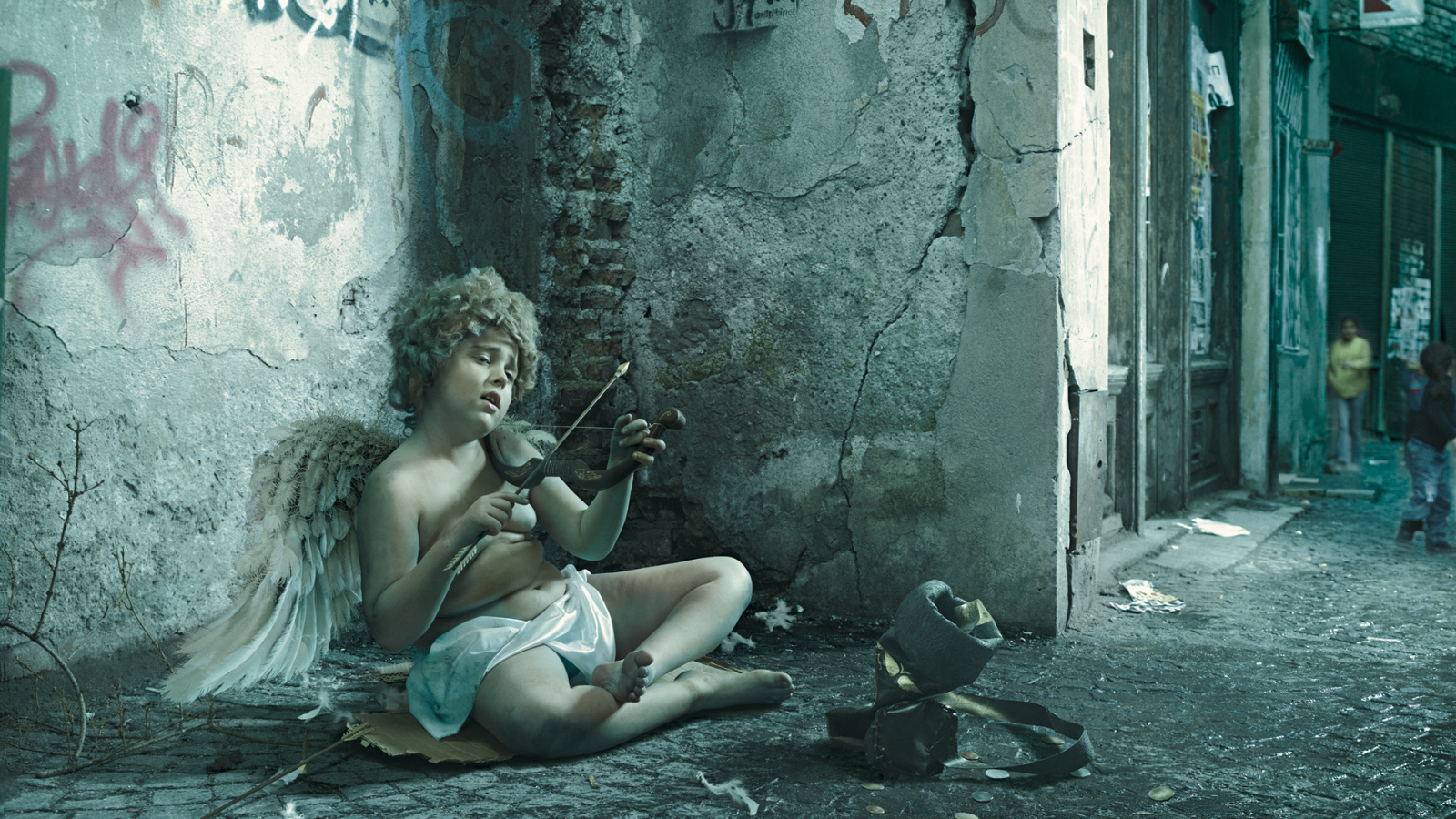 Купидон на улице