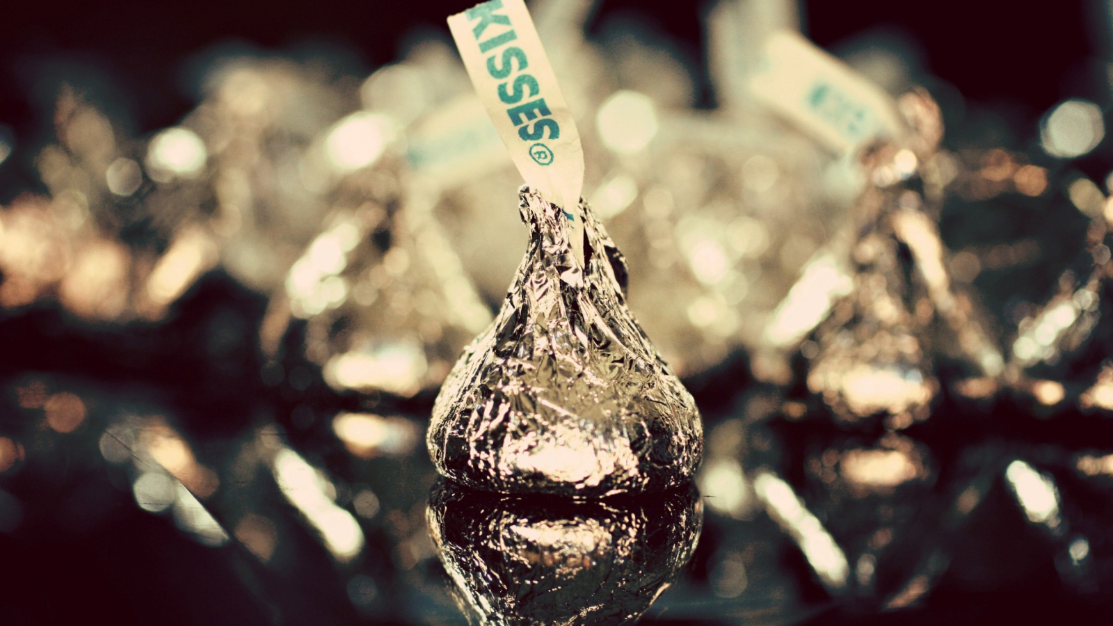 Конфета в обертке