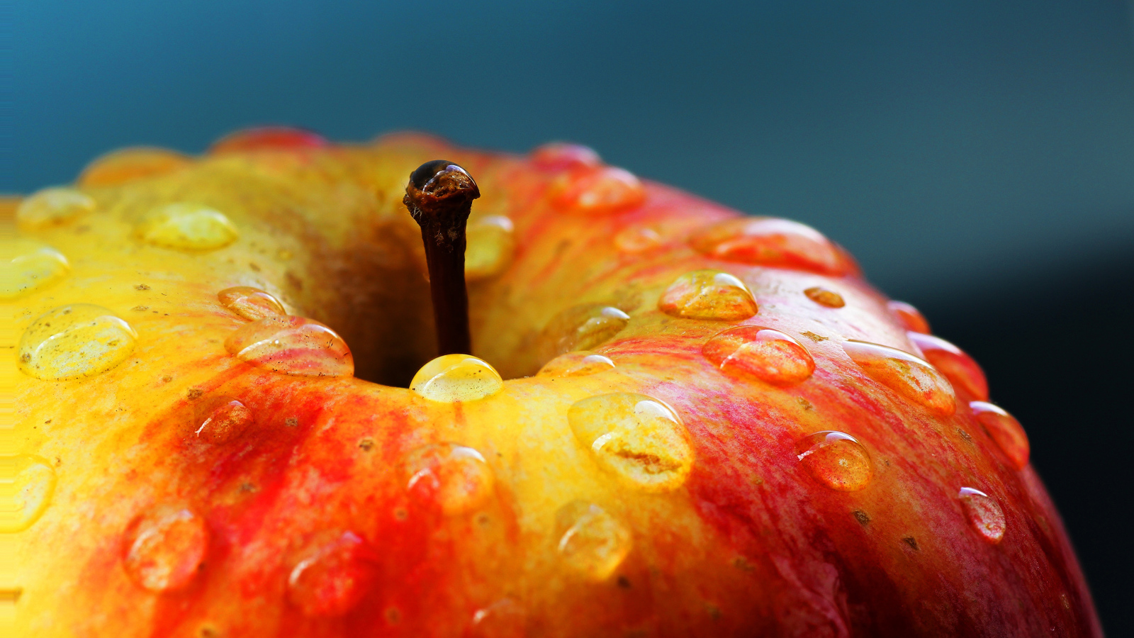 Мытое яблоко