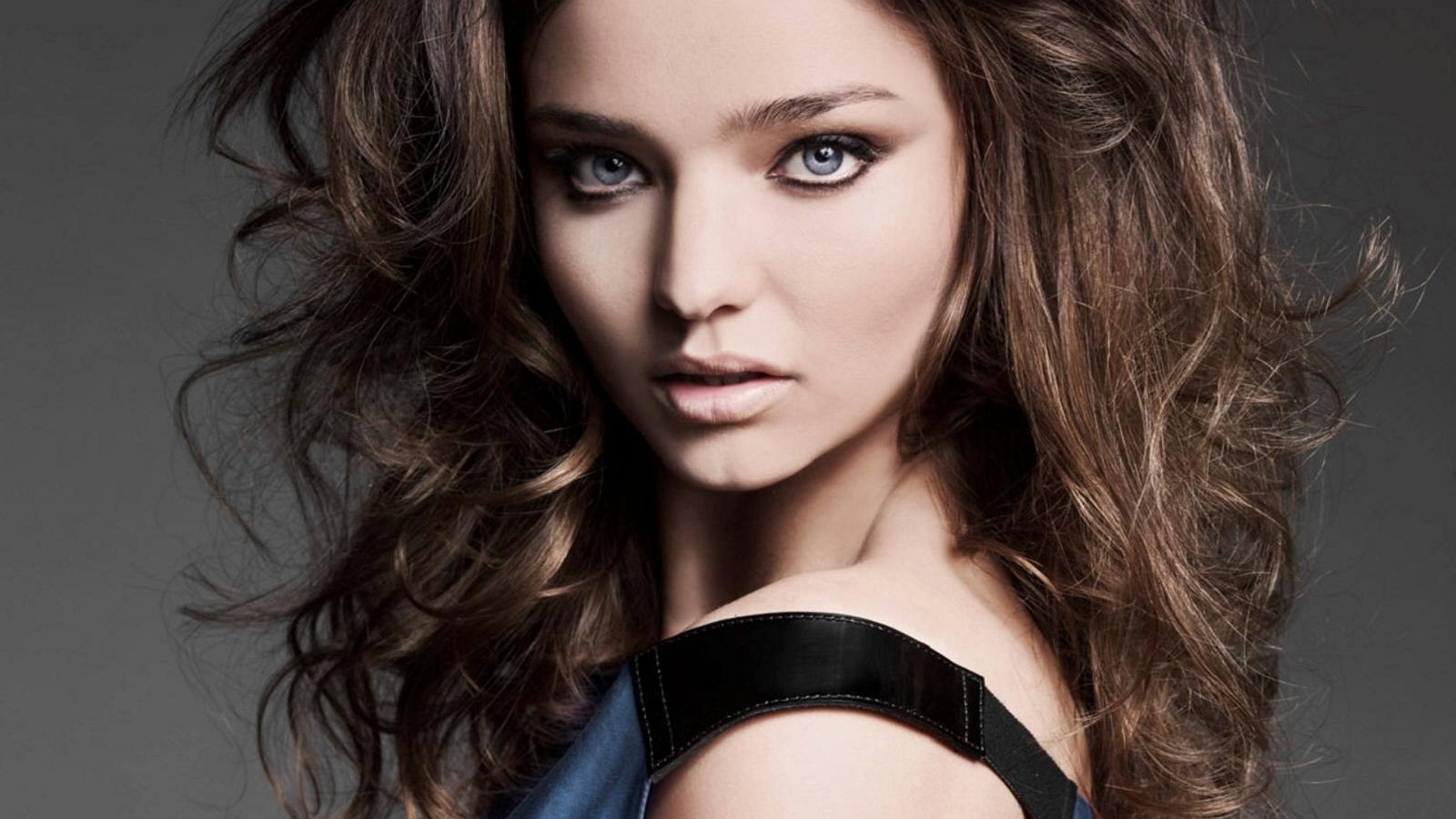 Миранда Керр портрет