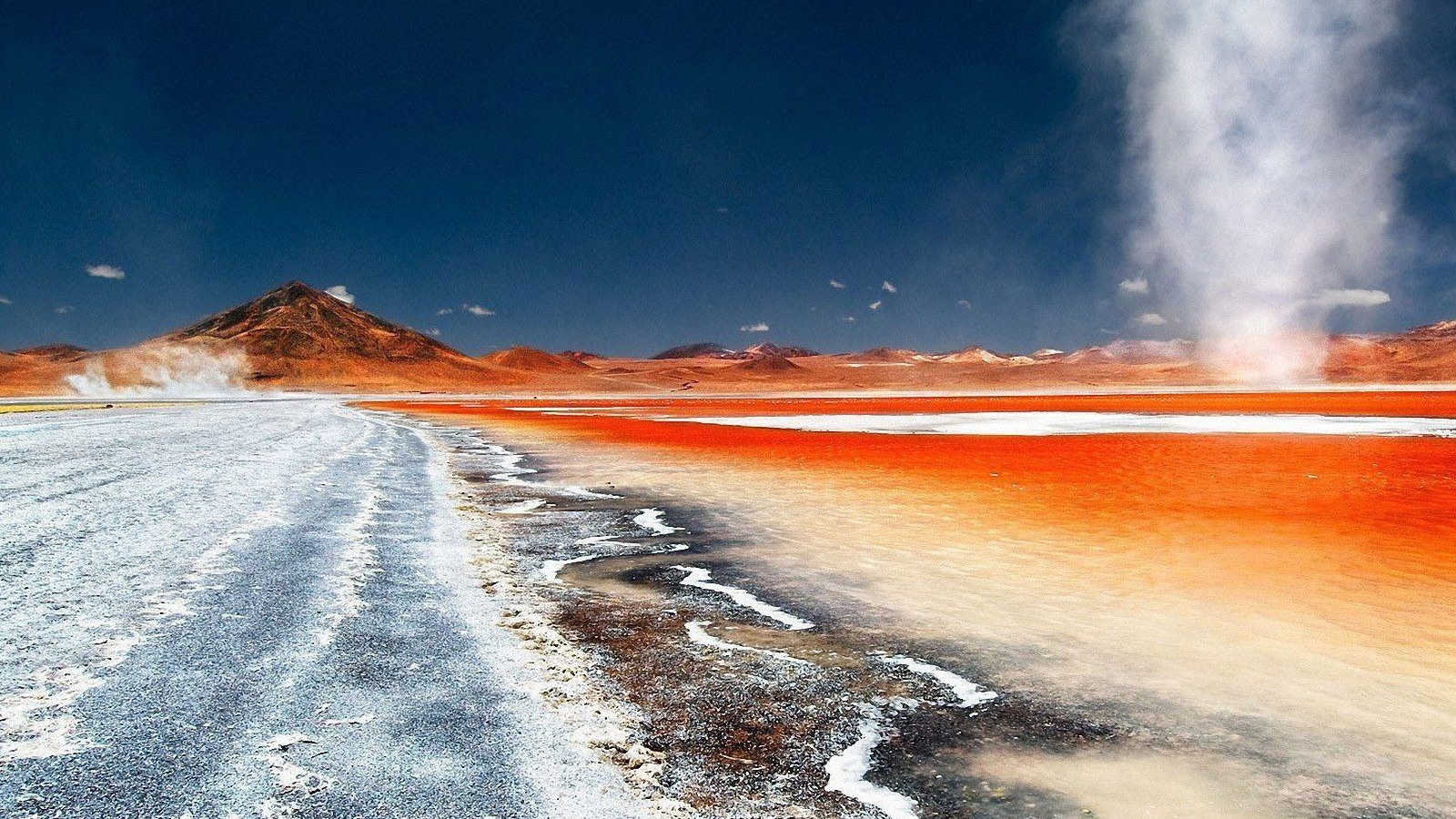 Оранжевый пляж