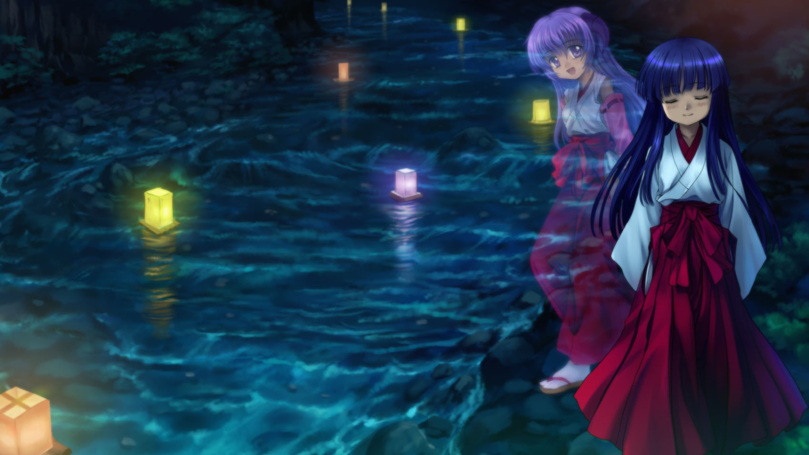 Фонарики плывут по реке