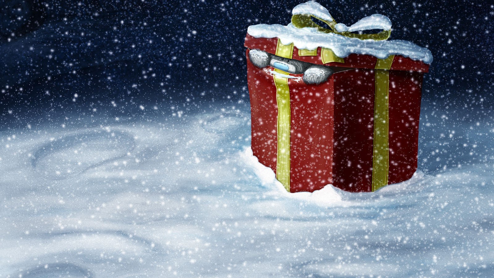 Медведь лезет из подарочной коробки на рождество