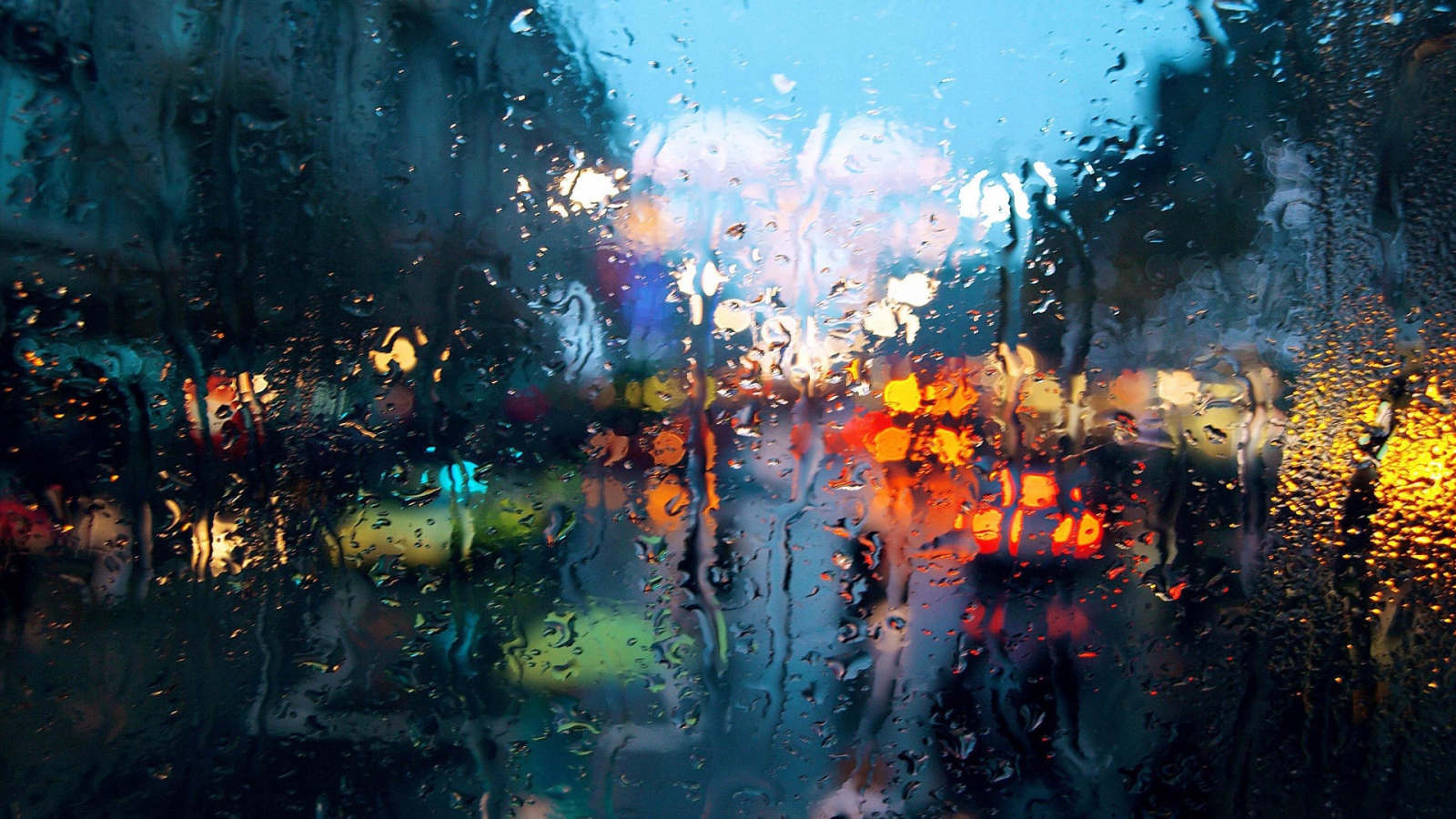 Дождливый город