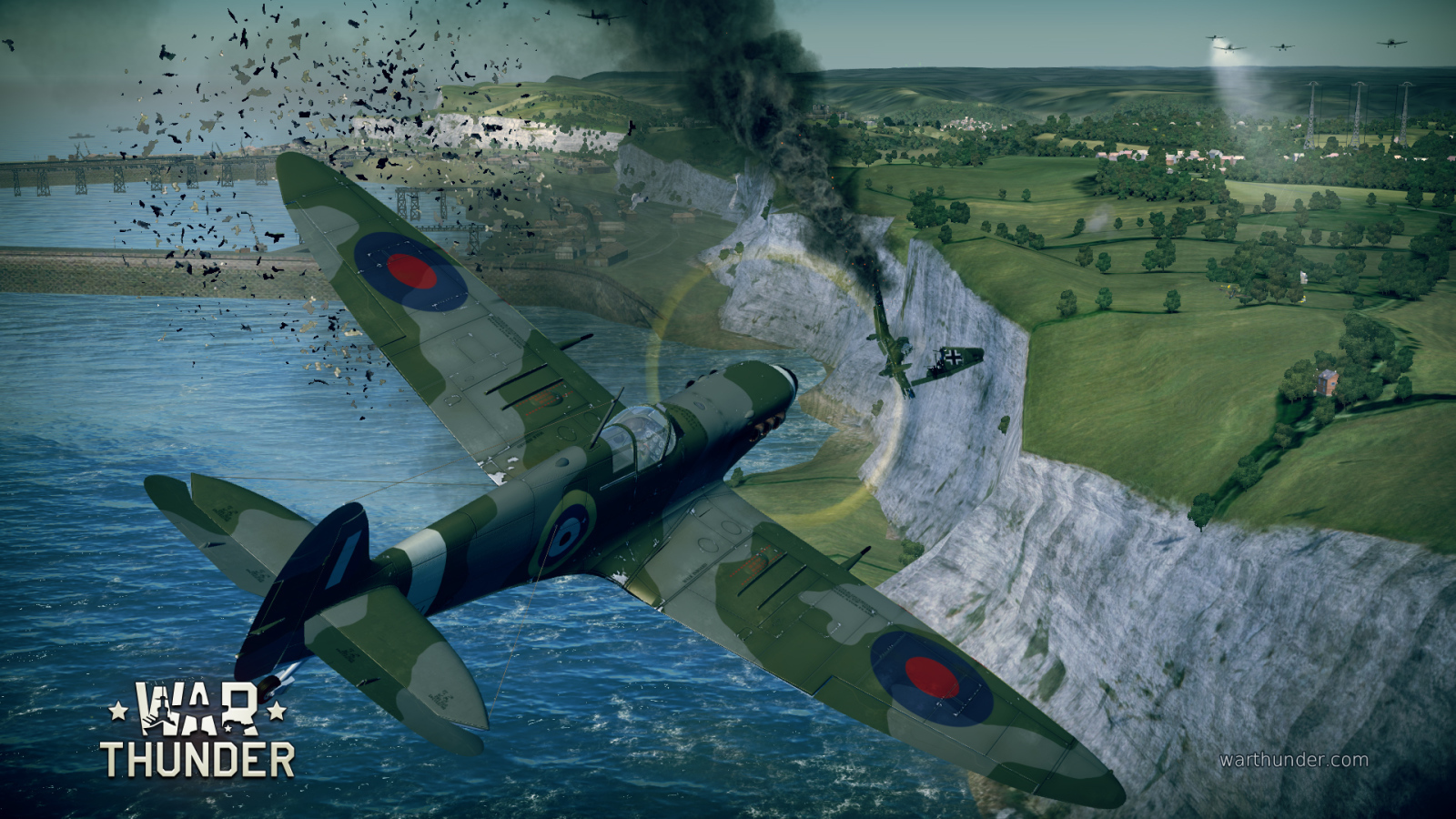 War Thunder американский военный самолет принял удар