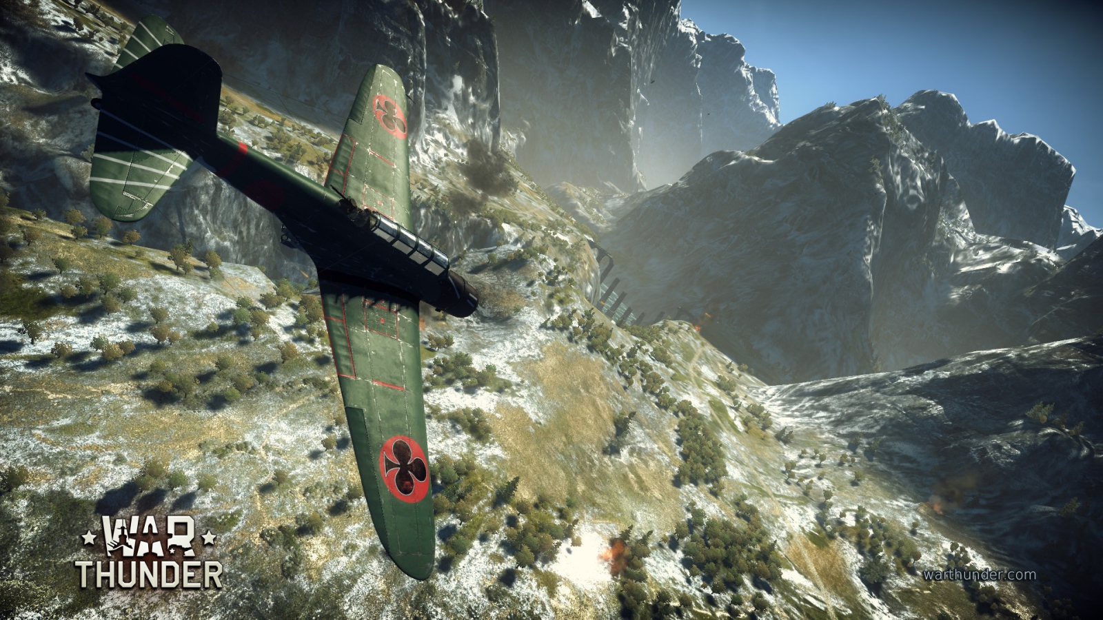 War Thunder военный самолет в горах