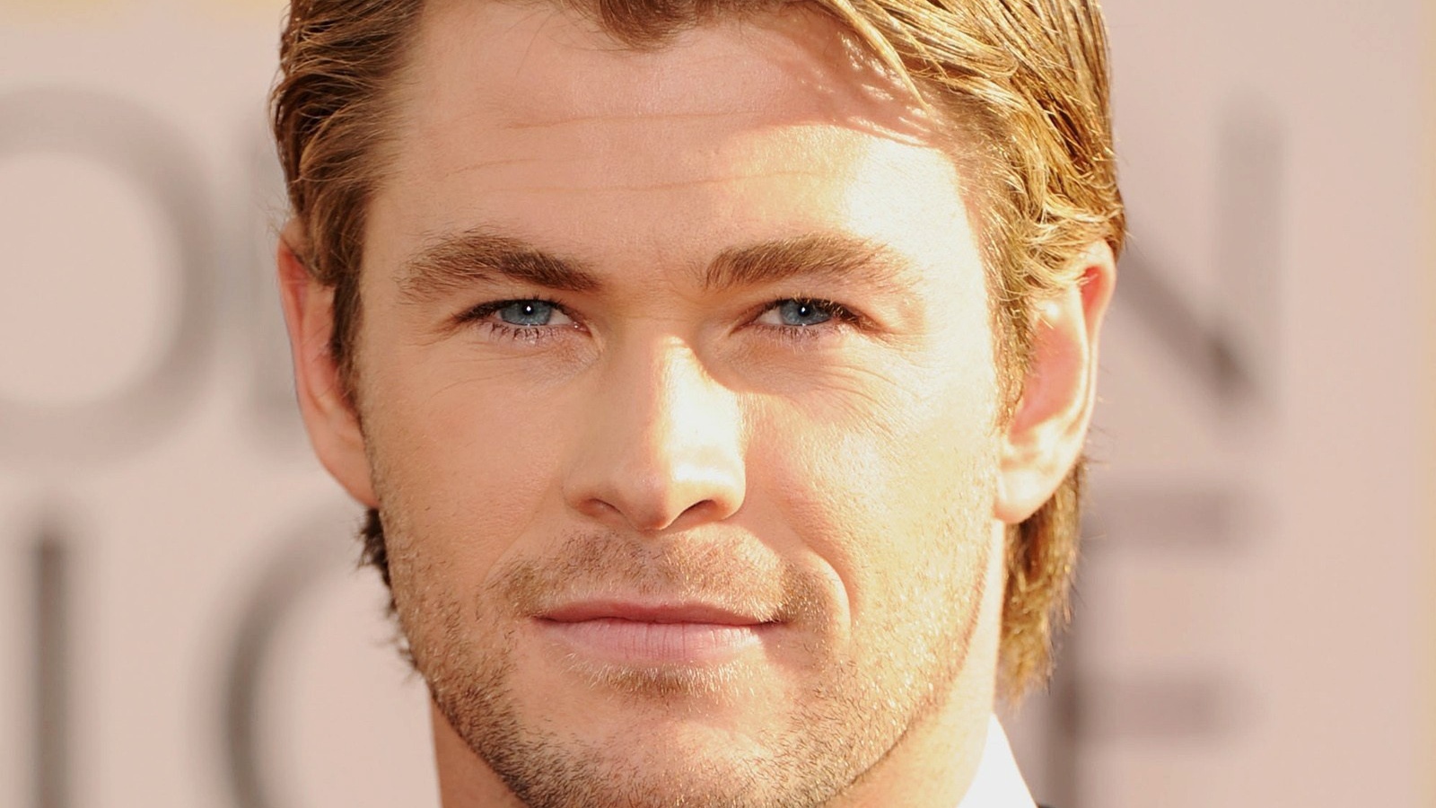 Актер Крис Хемсворт