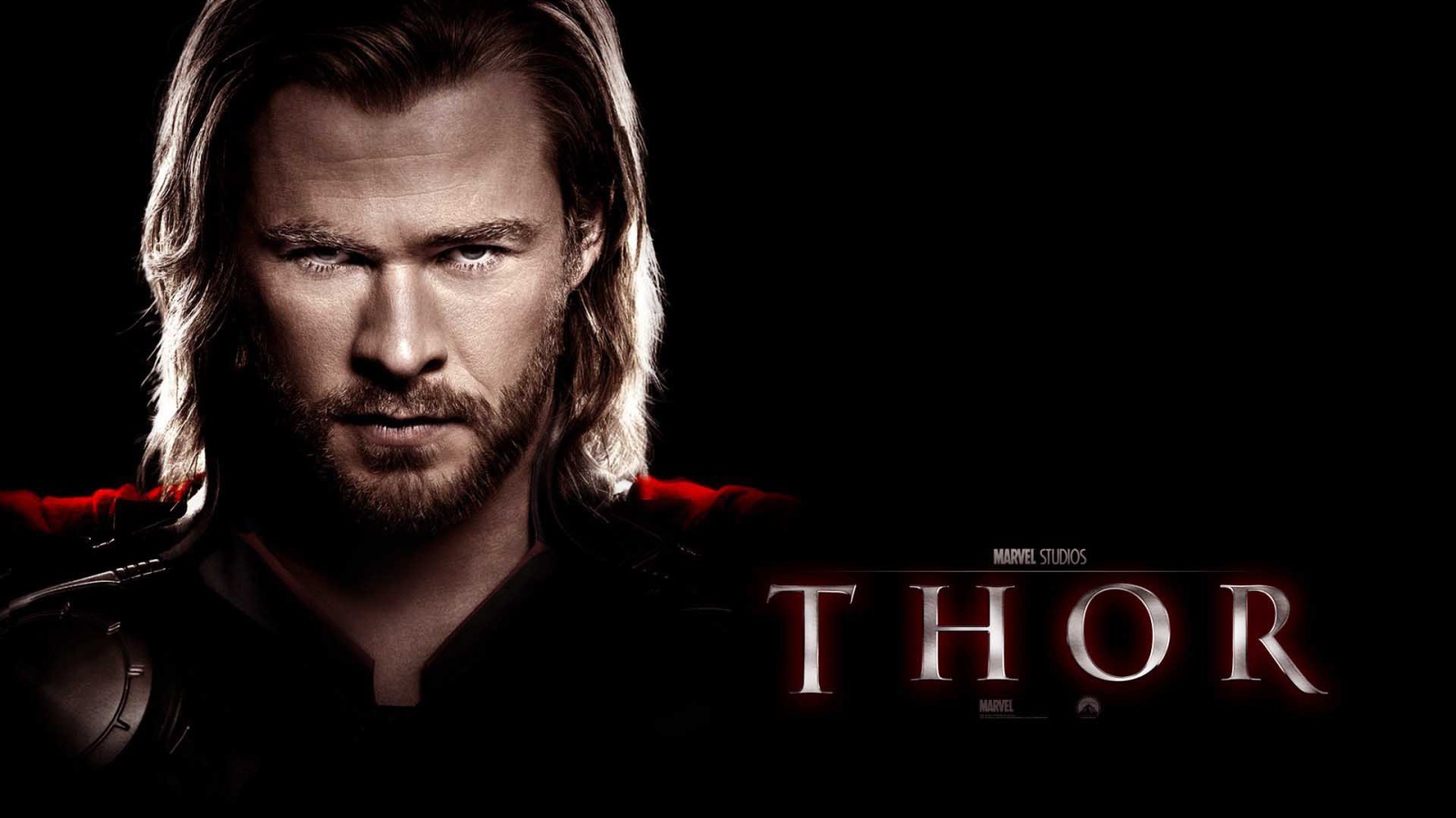 Тор темный мир: Герой в темном фоне