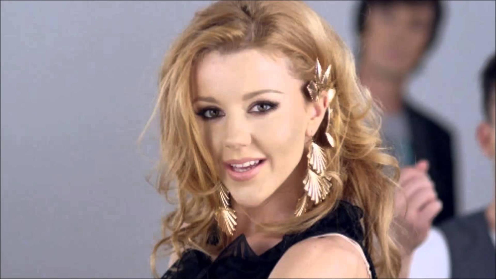 5ivesta Family солистка 