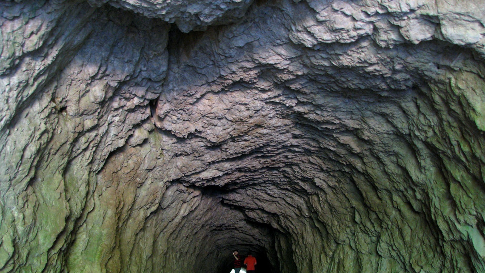 Пещера в Болгарии