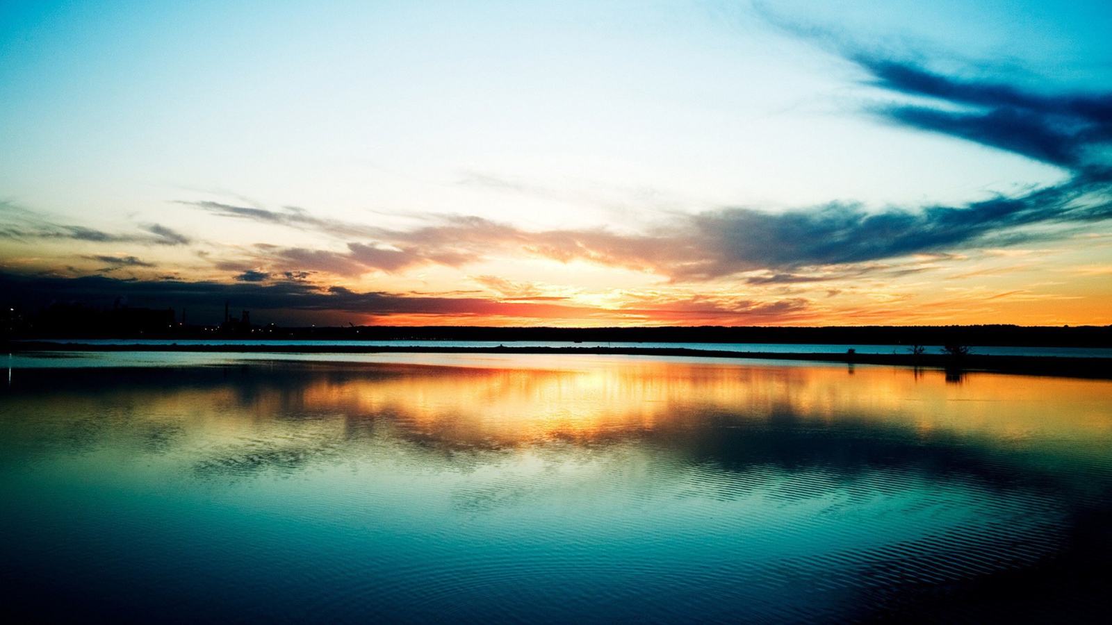 	 Рассвет пейзаж озера