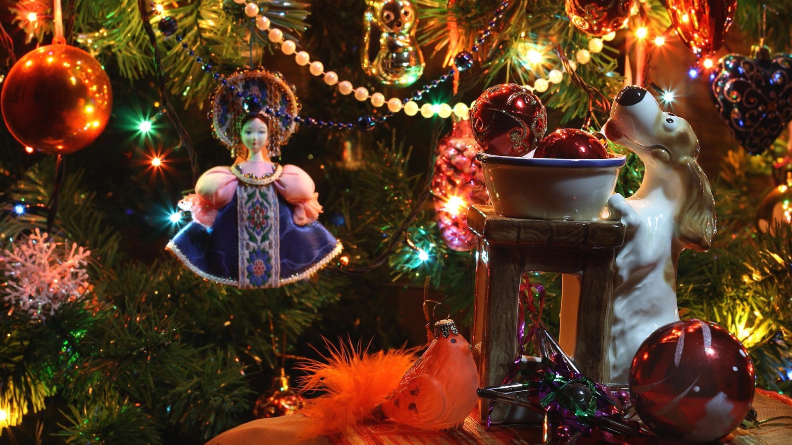 Елочные гирлянды