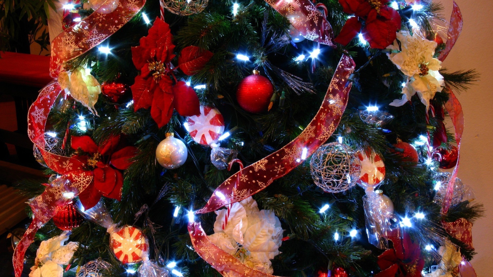 Цветы гирлянды