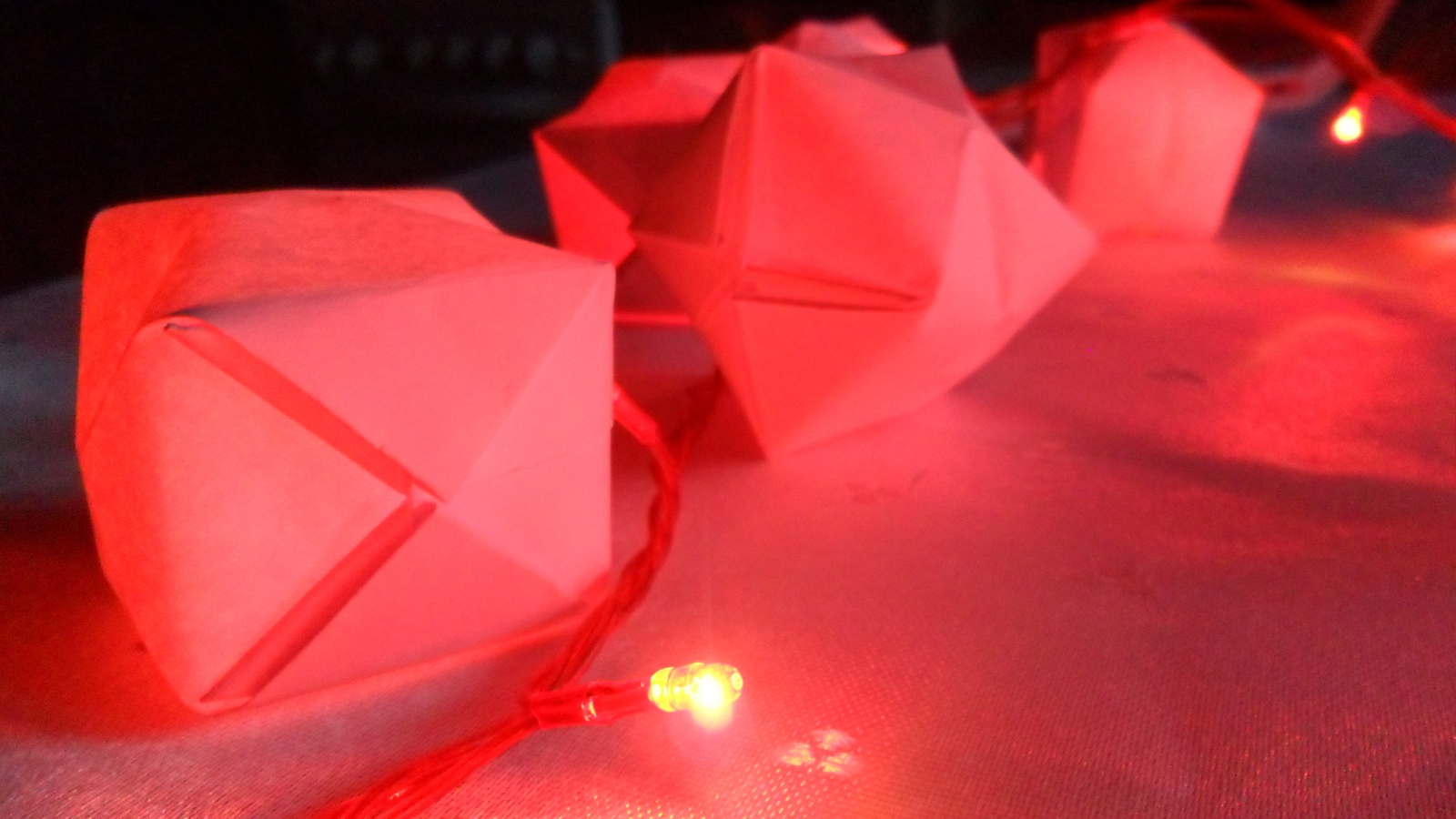 Оригами гирлянда